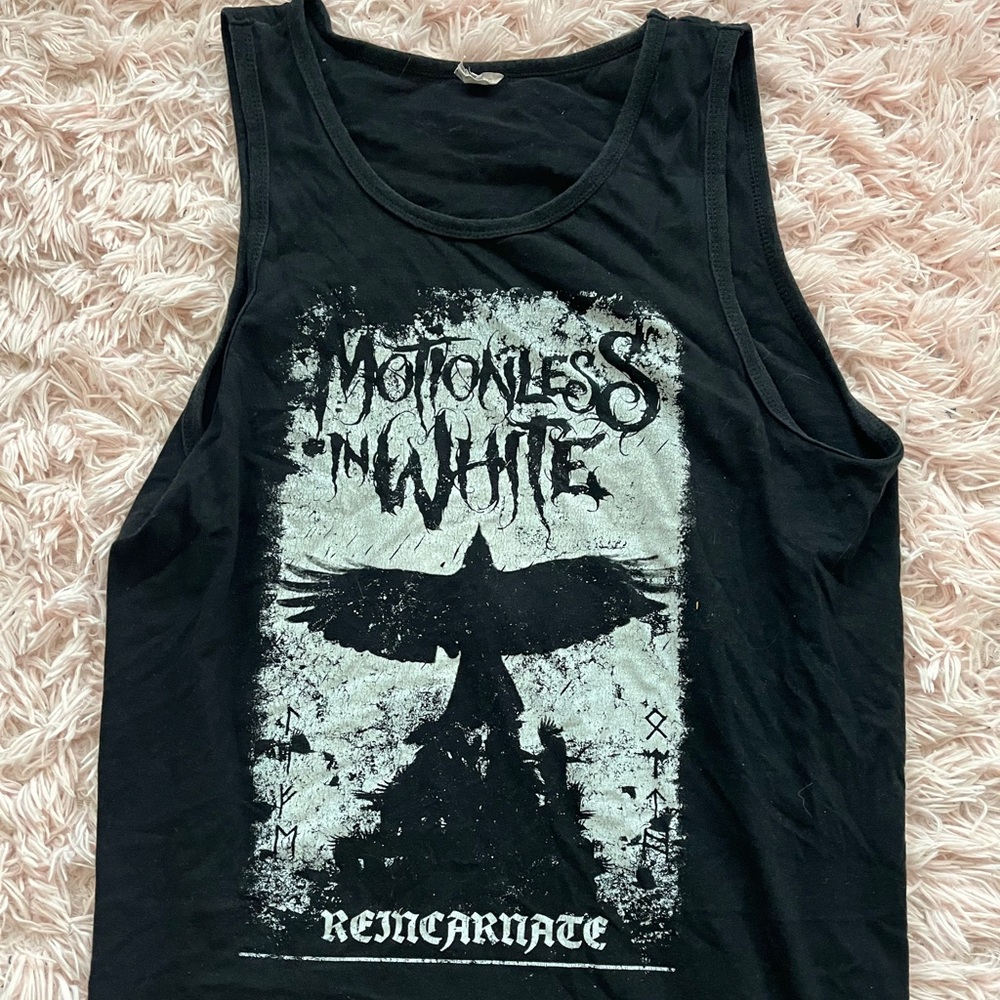 Motionless in white T-shirt